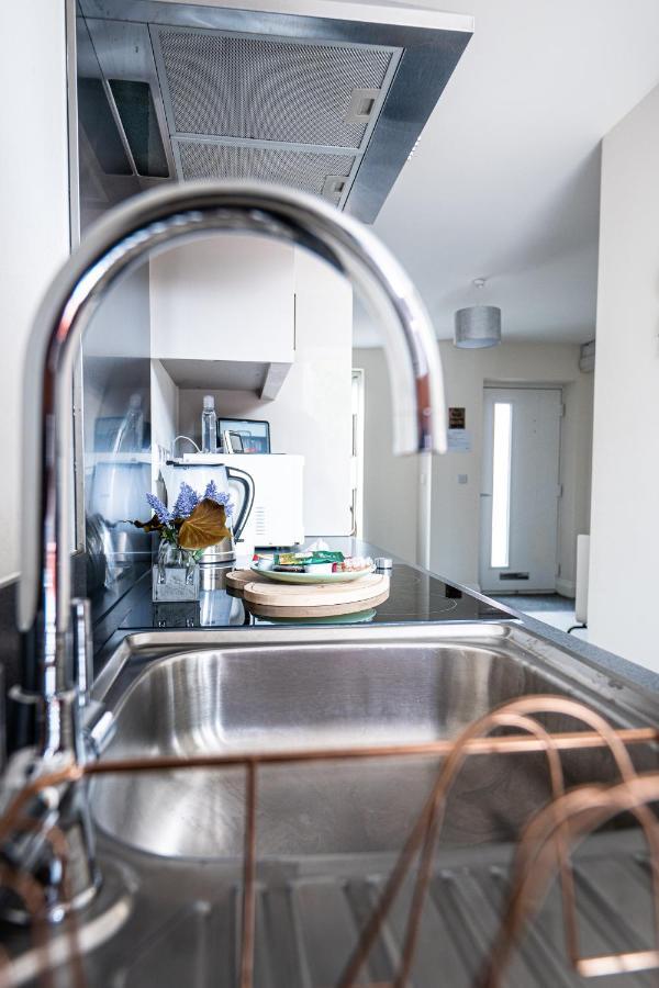 ✪ Leisure/Business ✪ 1 Bedroom Apt , Free Parking Swansea Luaran gambar